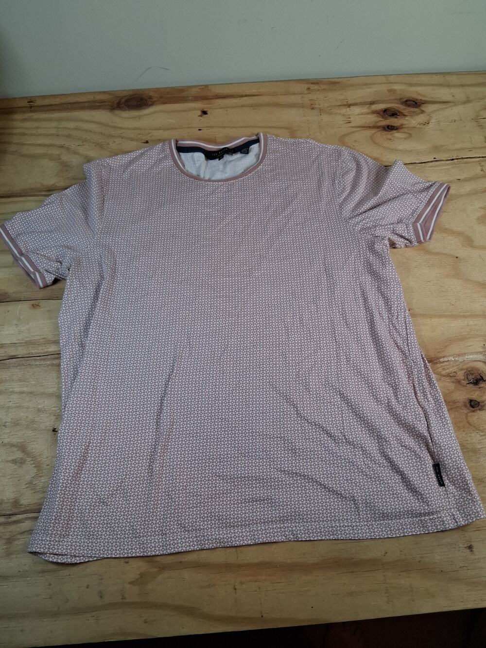 Ted Baker London Mens Tee Shirt Sz 5 XL Short Sleeve Pink Tee Dusty Rose